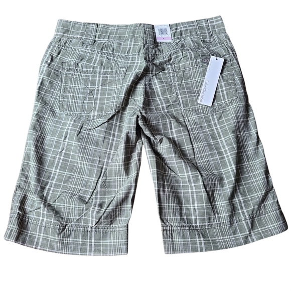 Calvin Klein Jeans green plaid khaki shorts - Picture 5 of 12